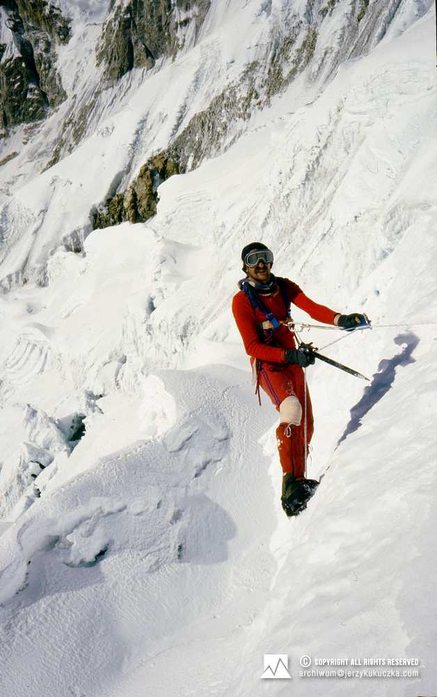 Krzysztof Wielicki w ścianie Kangchenjungi.