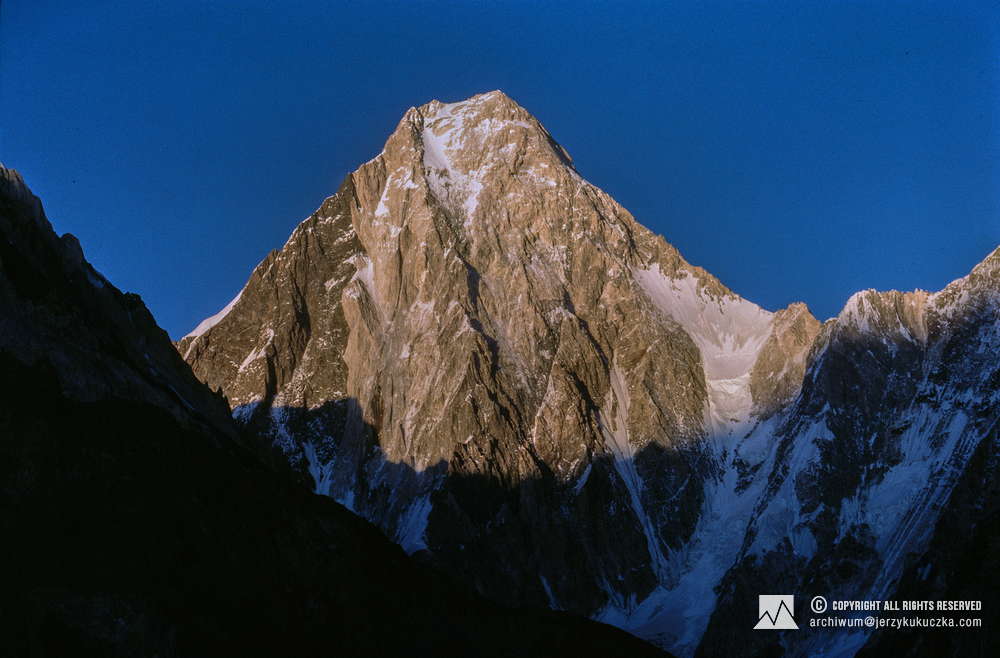 Gasherbrum IV (7925 m n.p.m.).