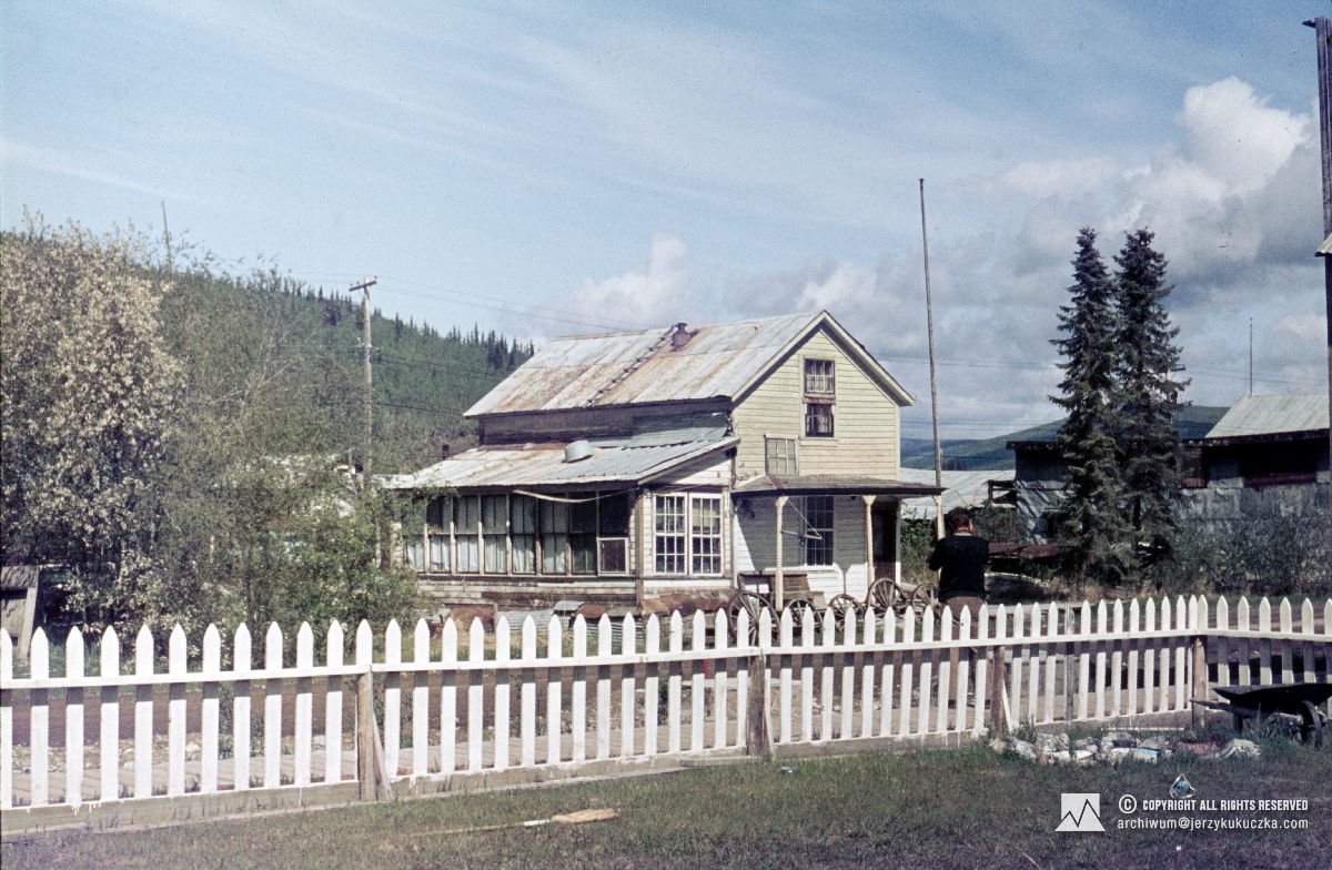 Budynek mieszkalny w Dawson City.