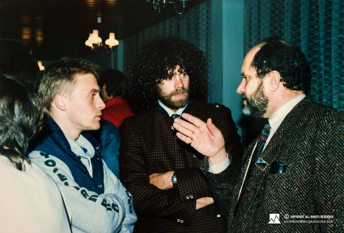 Przegląd Filmów Górskich w Katowicach. Luty 1988. Od lewej: Heini Niederkofler, Kur Walde i Jean Rezzonico.
