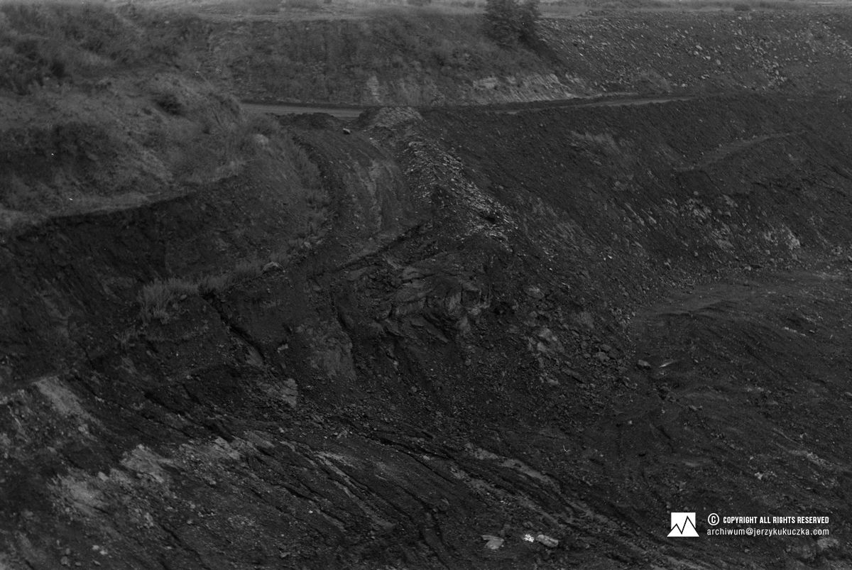 Fotografie przedstawiające wyjazd Jerzego Kukuczki do Francji w latach 70-tych.