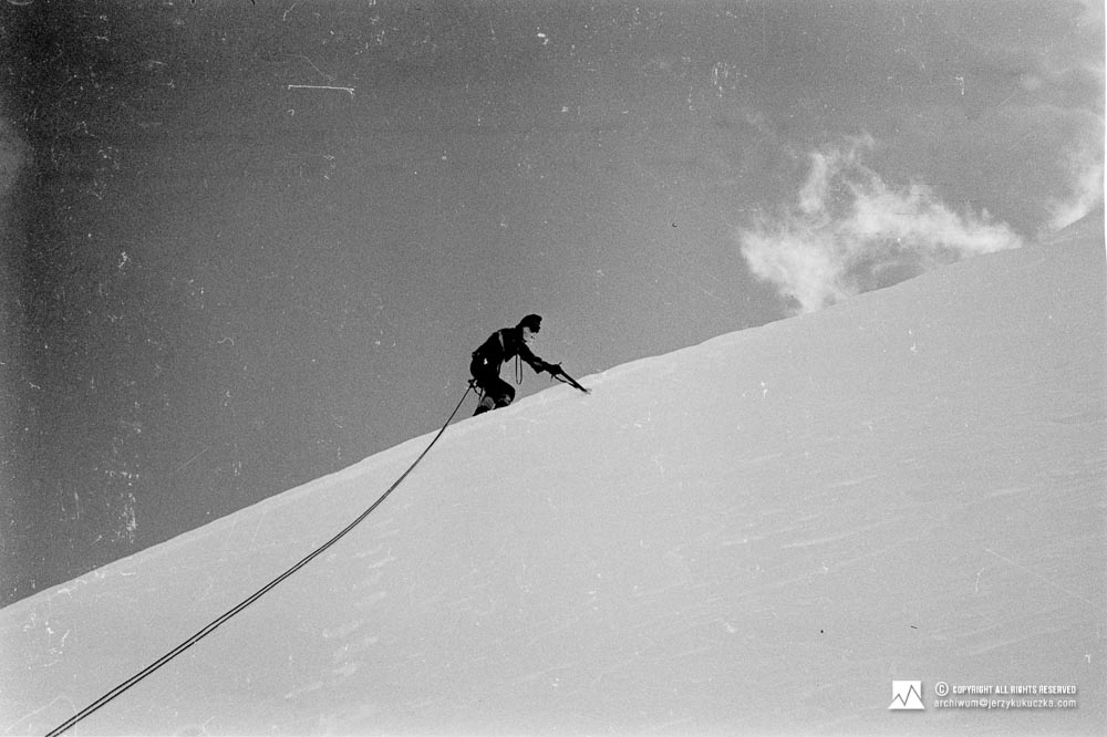 Wojciech Kurtyka on the Gasherbrum II slope.