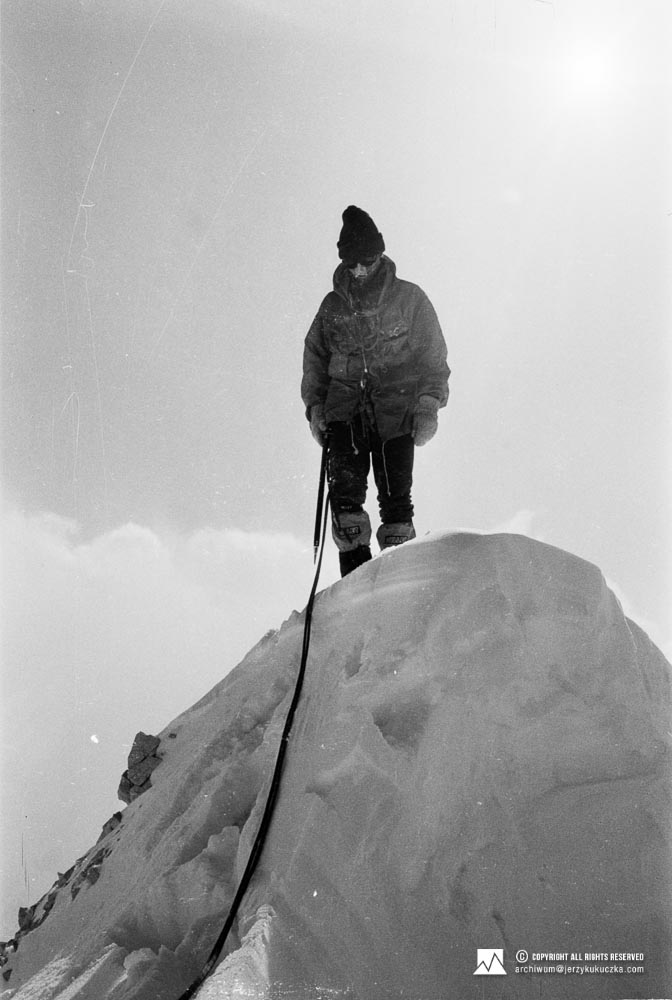 Wojciech Kurtyka on the slope of Gasherbrum II.