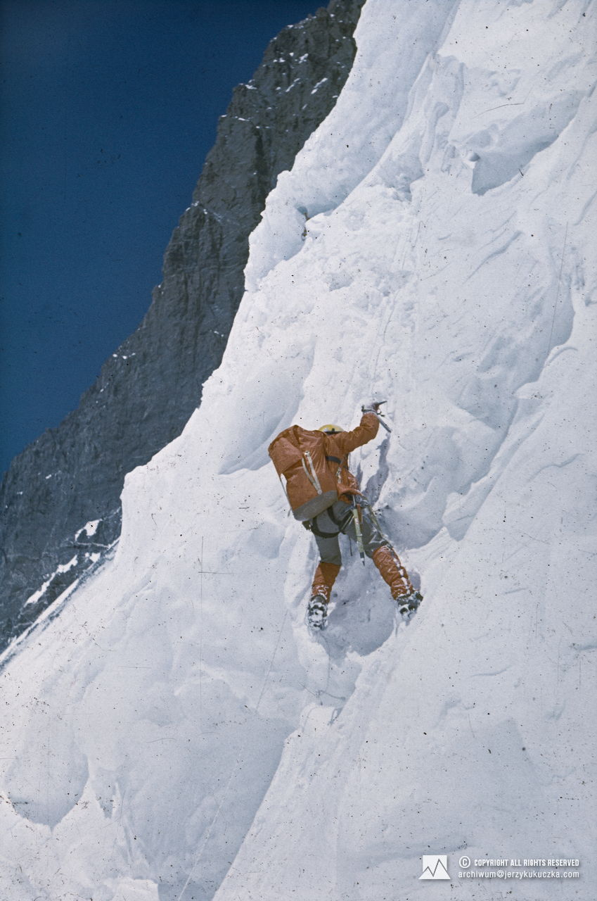 Andrzej Czok while climbing.