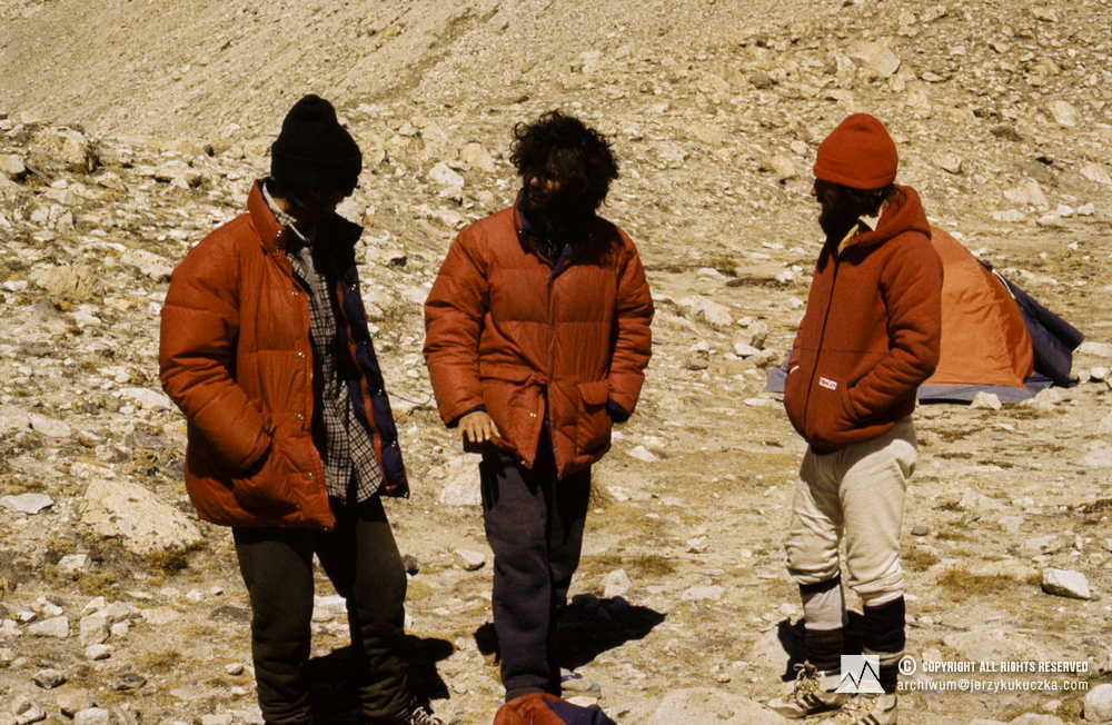 Participants of the expedition at the base. From the left: Wojciech Kurtyka, Alex MacIntyre and a member of the Austrian expedition.