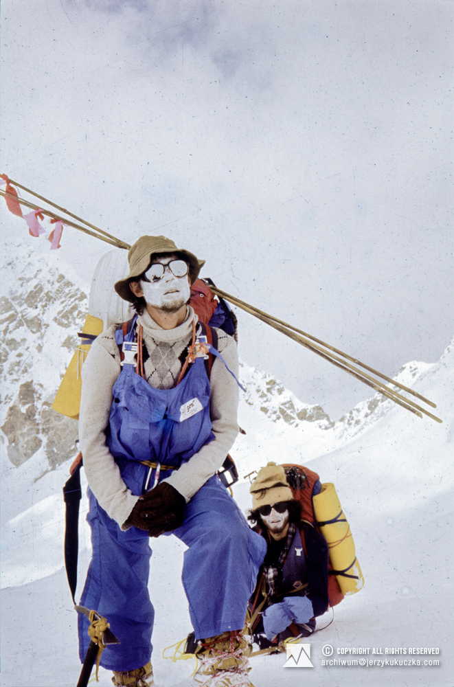 Participants of the expedition on the Makalu slope. From the left: Wojciech Kurtyka and Alex MacIntyre.
