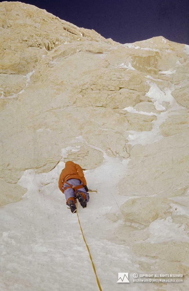 Wojciech Kurtyka while climbing Makalu.