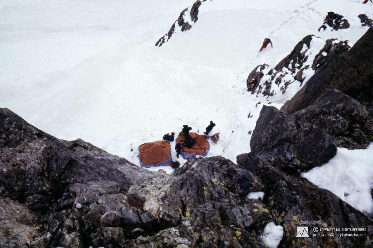 Participants of the expedition in camp I (4750 m above sea level).