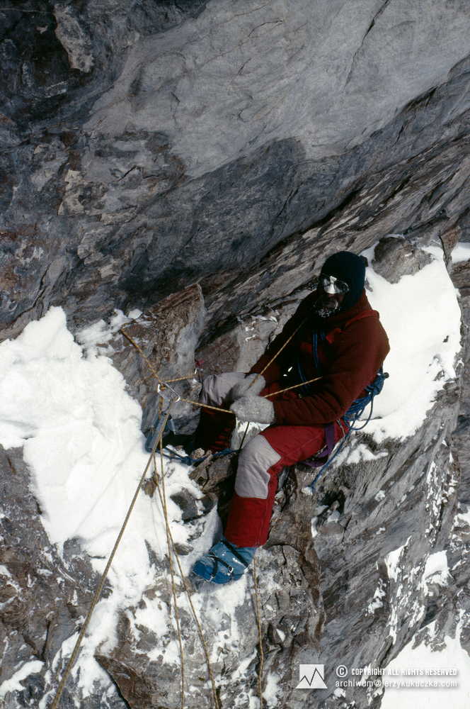 Tadeusz Piotrowski on the safety position (8,300 above sea level).