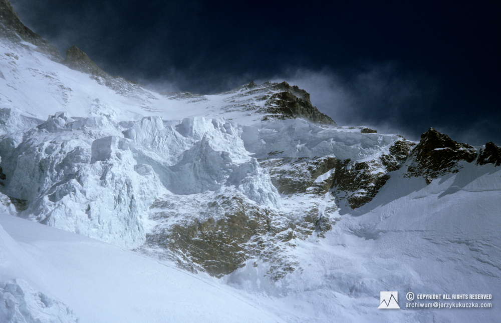 K2 ridge.