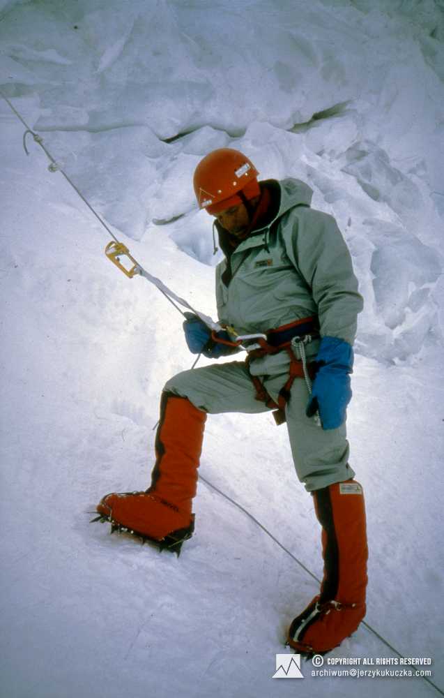 Jerzy Kukuczka on the Annapurna slope.