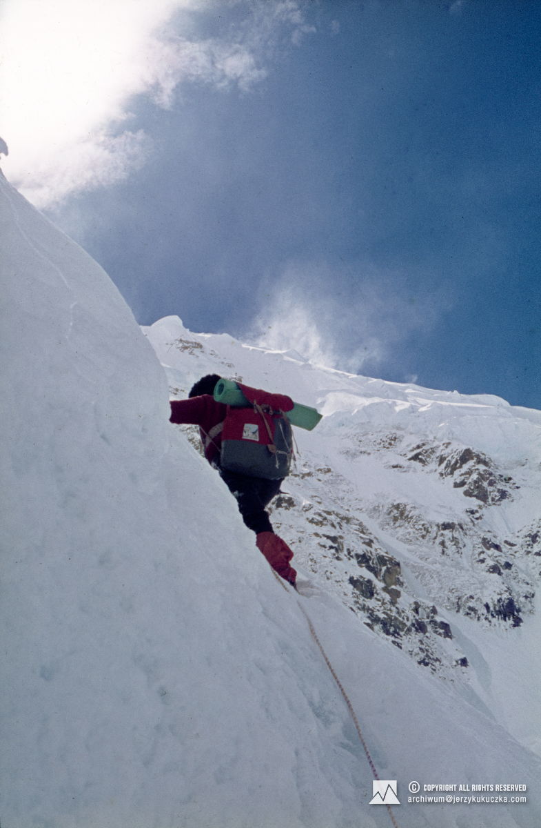 Participant of the expedition while climbing.