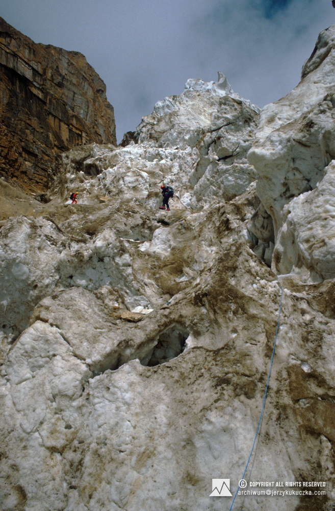 Climbers in the low parts of Annapurna. From the left: Steve Untch and Janusz Majer. 