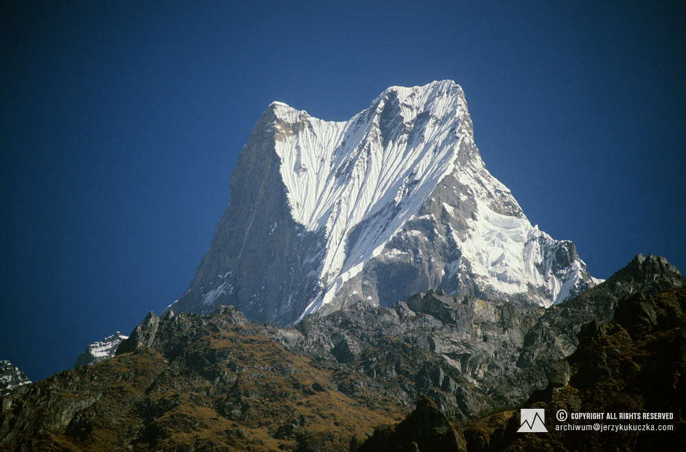 Machhapuchhare peak (6993 m above sea level) in the Annapurna massif.