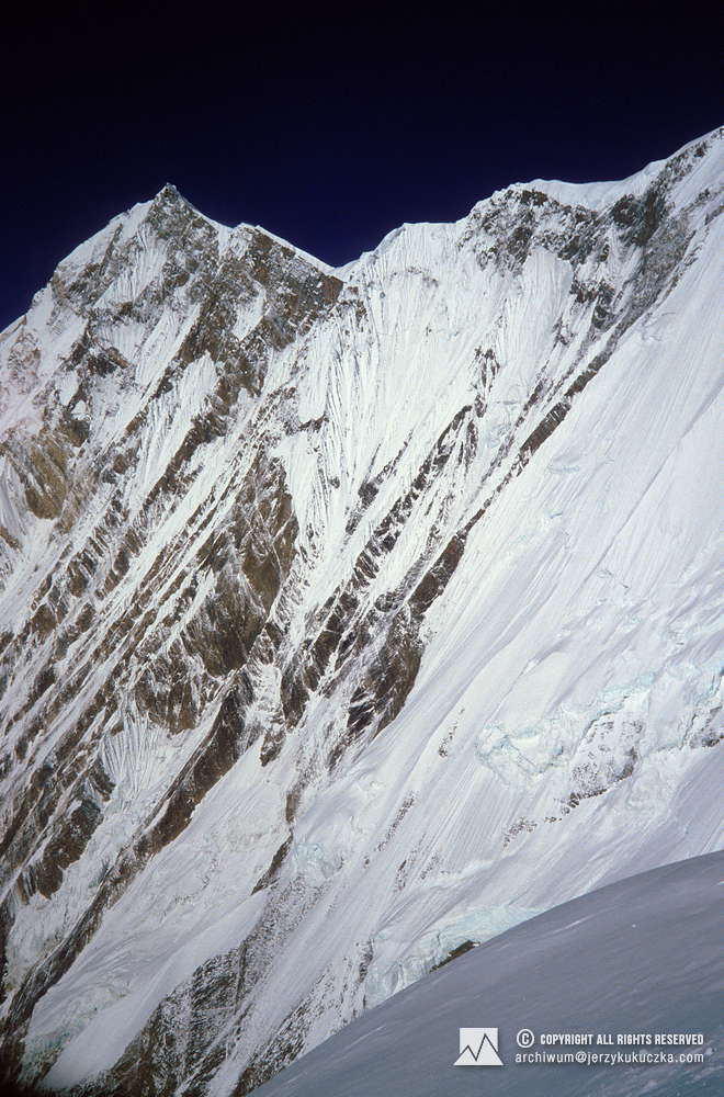 The southern face of Annapurna. On the left side, the summit of Annapurna I East (8010 m above sea level). is visible 