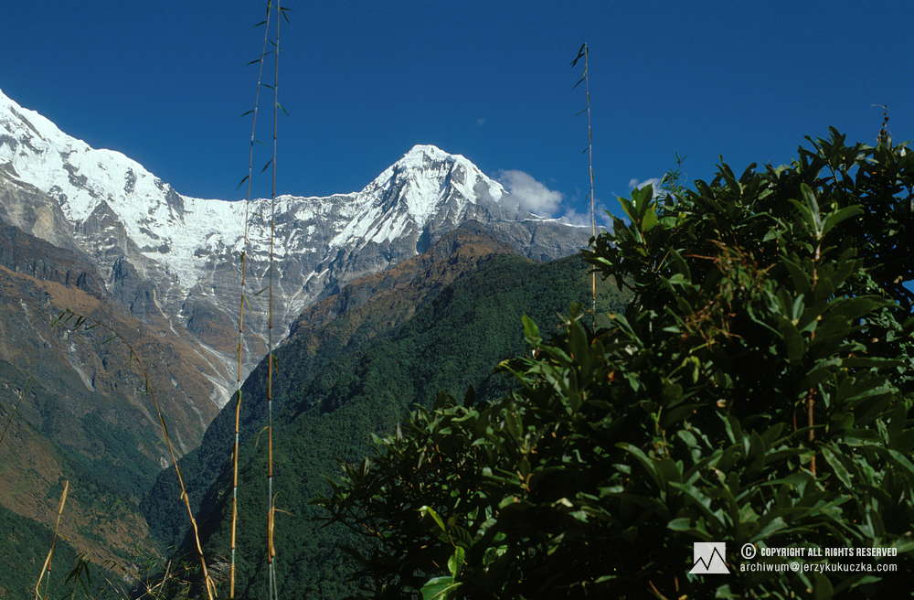 The Hiunchuli peak (6441 m above sea level) in the Annapurna massif.