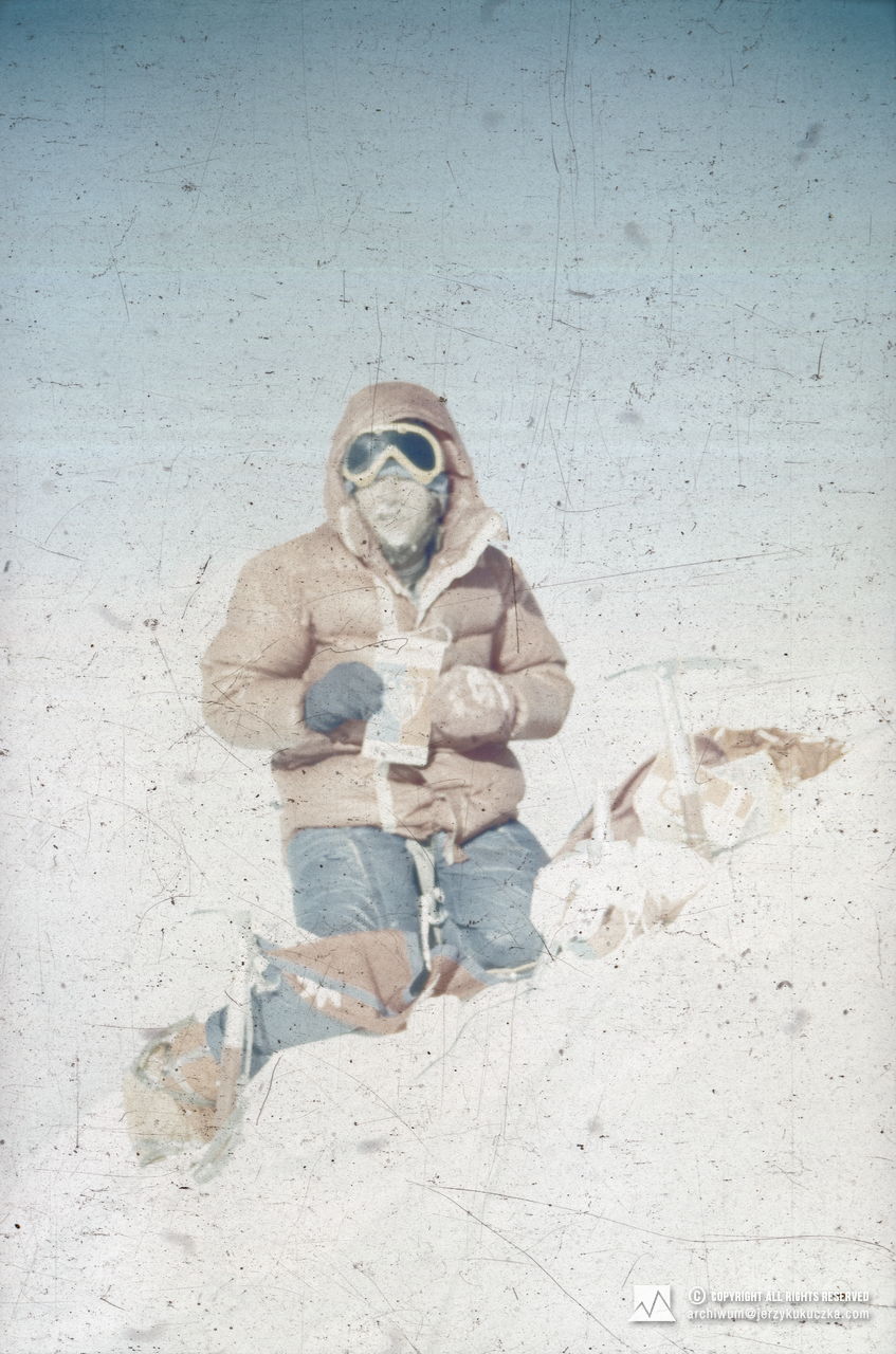 Andrzej Czok na szczycie Mount Everest (8848 m n.p.m.) - 19.05.1980r.