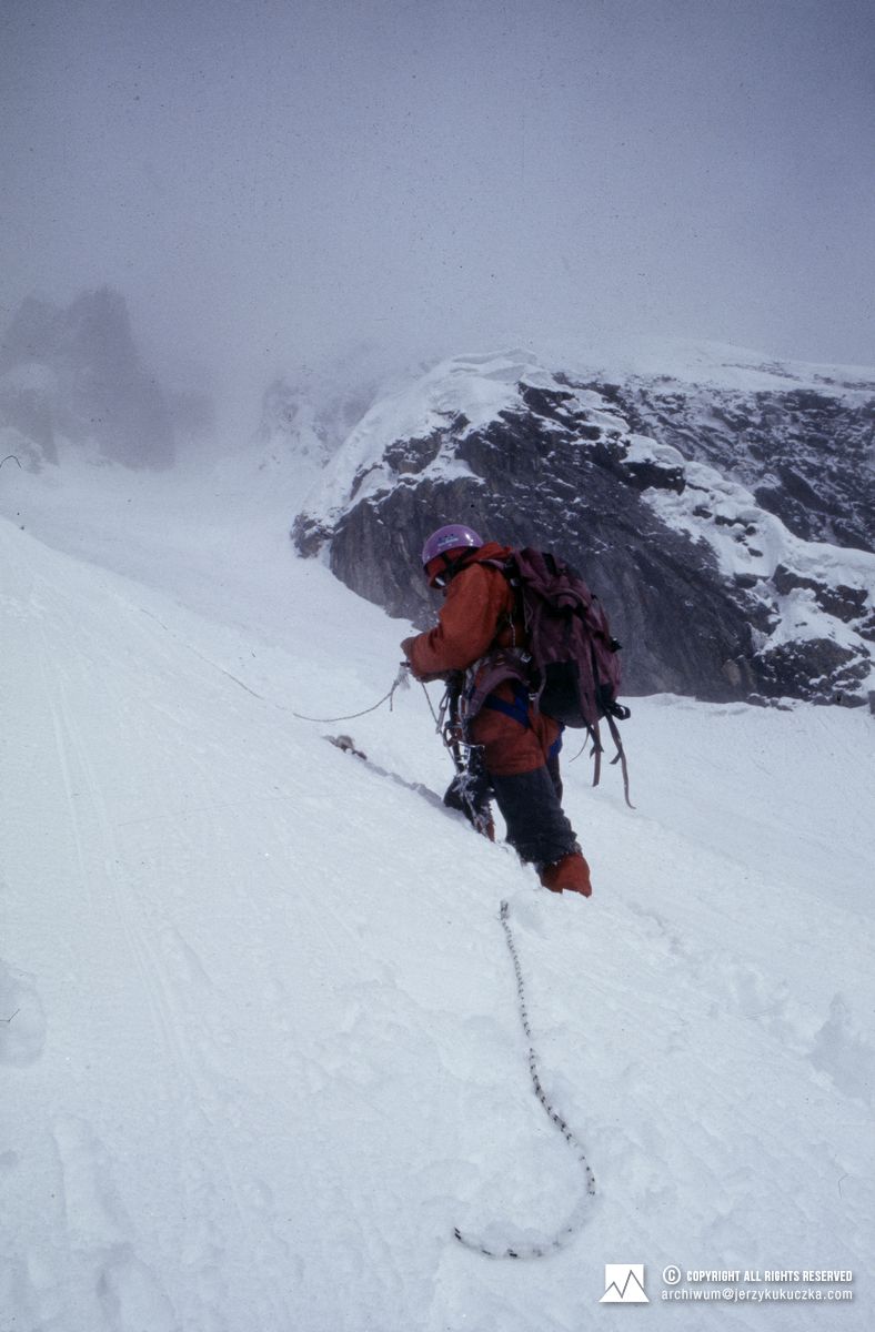 Andrzej Zygmunt Heinrich while climbing the couloir above camp I.