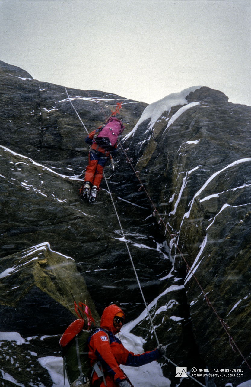 Participants of expedition while climbing. Andrzej Czok is leading, followed by Janusz Skorek.