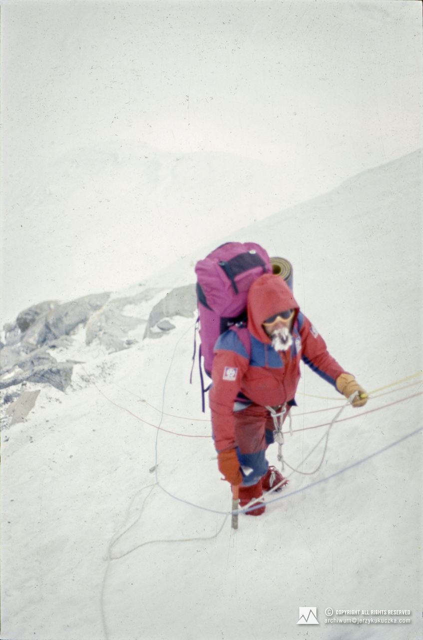 Andrzej Czok while climbing.