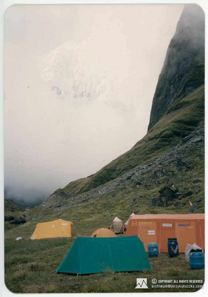 Base at Annapurna.