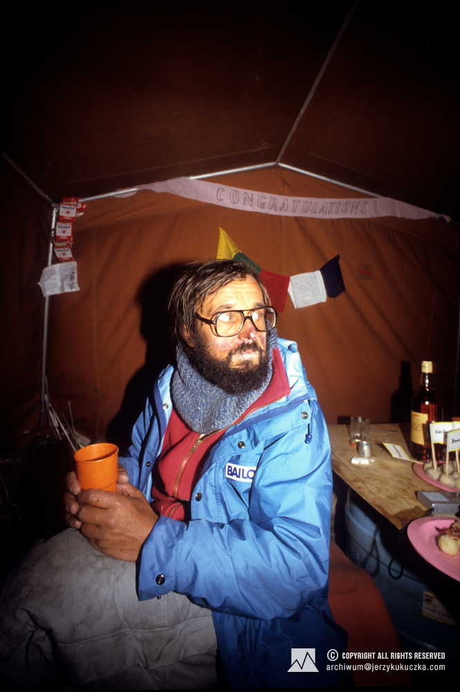 Ryszard Warecki in the base camp after reaching the summit.