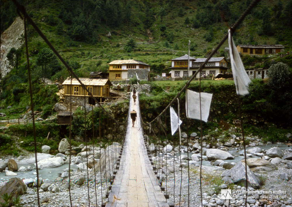 Most do Namcze Bazar.